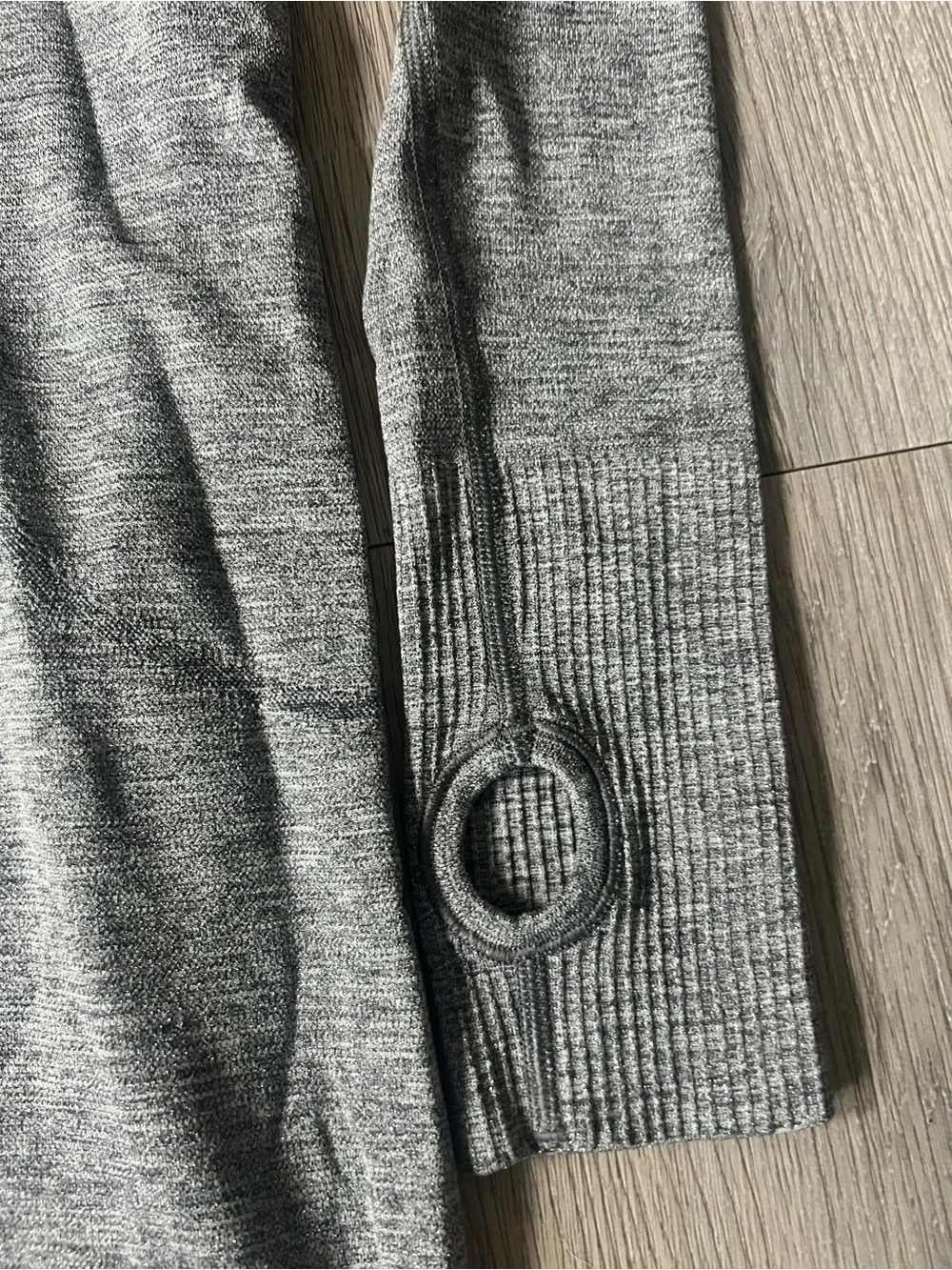 lululemon athletica Heather Grey Long-Sleeve Seamless Performance Top